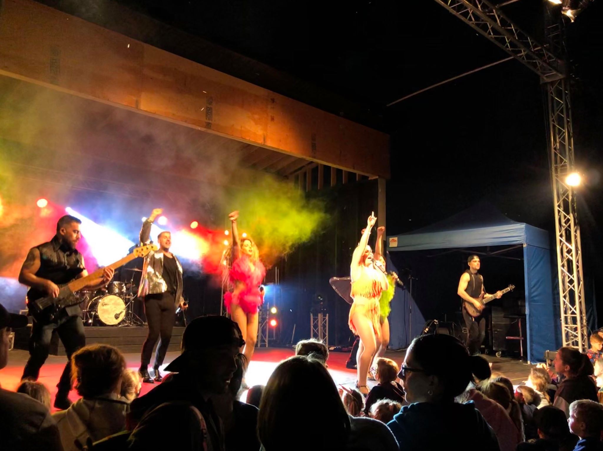 https://www.campingatlantide.com/wp-content/uploads/2019/07/all-acces-showband-complexe-atlantide-9.jpg