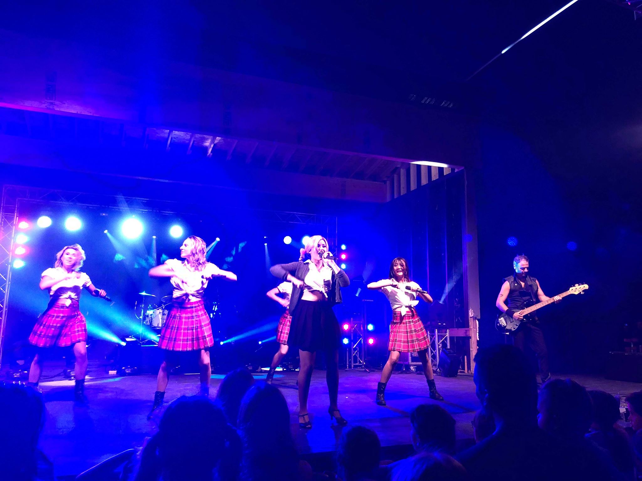 https://www.campingatlantide.com/wp-content/uploads/2019/07/alterego-showband-complexe-atlantide-2019-12.jpg