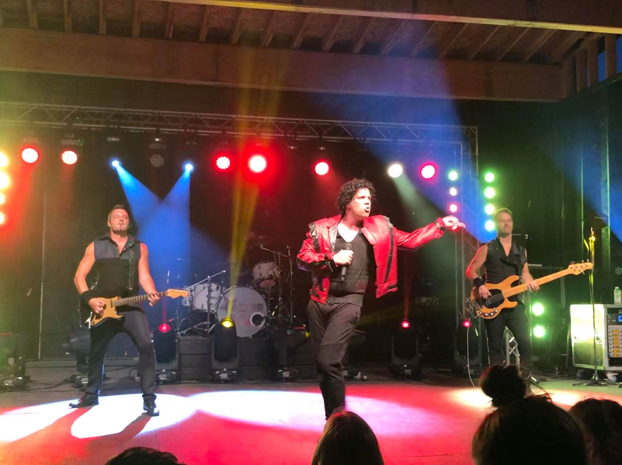 https://www.campingatlantide.com/wp-content/uploads/2019/07/alterego-showband-complexe-atlantide-2019-17.jpg